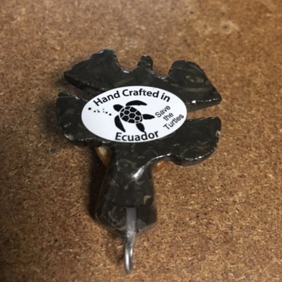 NEW Sea Turtle Polished Marble Stone Figurine Pendant Hand Crafted 1.75" - Picture 7 of 12